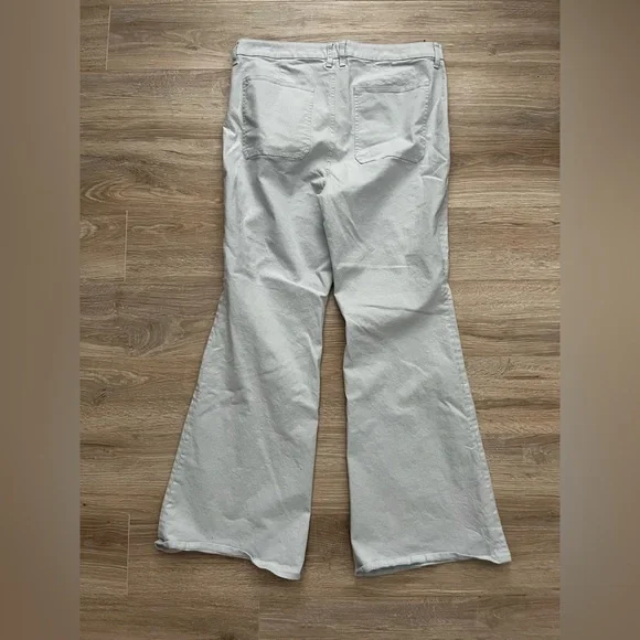 J.Crew Women’s Vintage flare pant in washed twill Light Blue - Size 32 - Picture 7 of 7